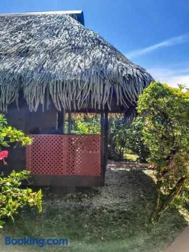HUAHINE - Bungalow Tiare - Image 1