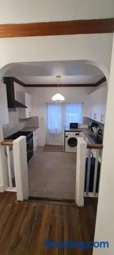 Waddon lodge - Image 1