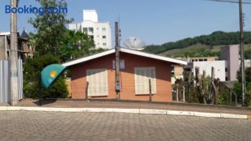 Casa para 12 pessoas - Image 1