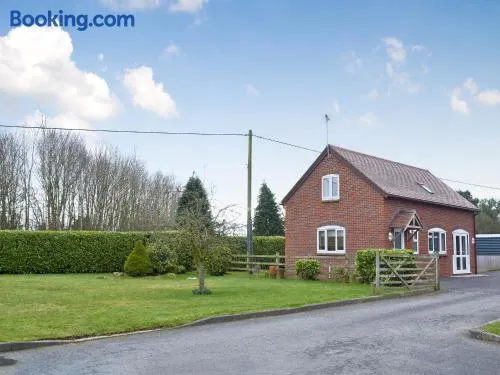 Acorn Cottage - Image 1