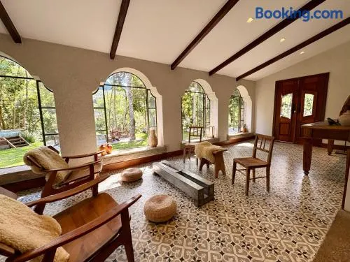 Casa 13 Floresta Boa Vista - Casa Espetacular com 6 Quartos e Arquitetura Única - Image 1