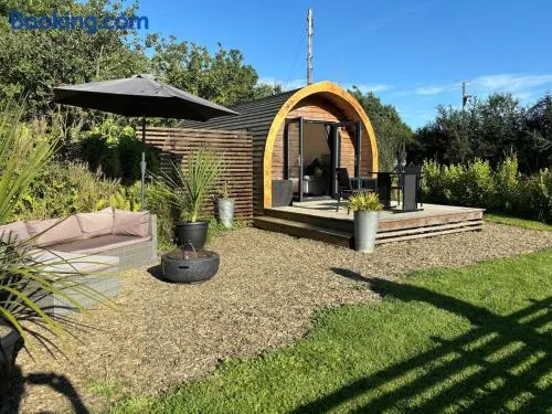 Glamping pod with en-suite & underfloor heating - Image 1