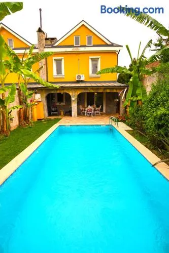 Villa Sapanca Butik Konukevi-Sarı Ev - Image 1