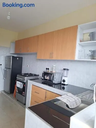 Luxe apartment kenol - Image 1