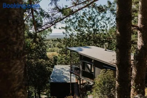 Rainforest Gardens - Luxury Hillside Accomodation with Views to Bay & Islands - Image 1