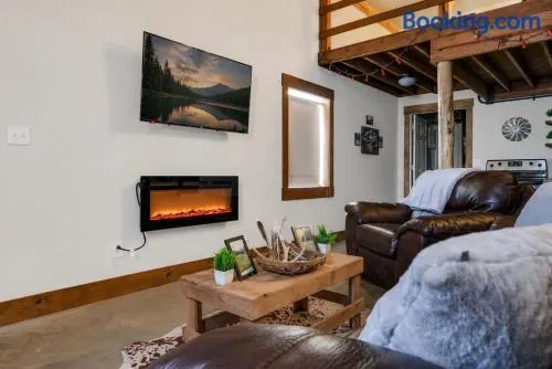 The Den at J-Barn - Secluded Retreat - Image 1