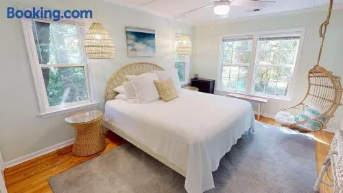 Surf Shack - Image 1