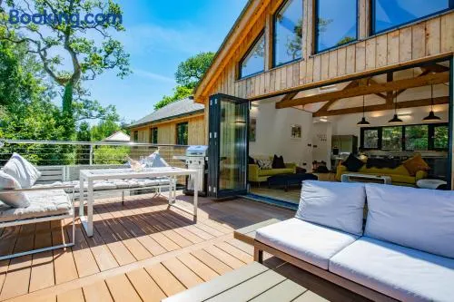Tresillian Lodge Waterfront, Forest, Hot tub,Sauna - Image 1