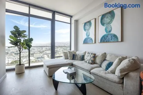 Seven Mile Penthouse Dream Hollywood View Pool - Image 1