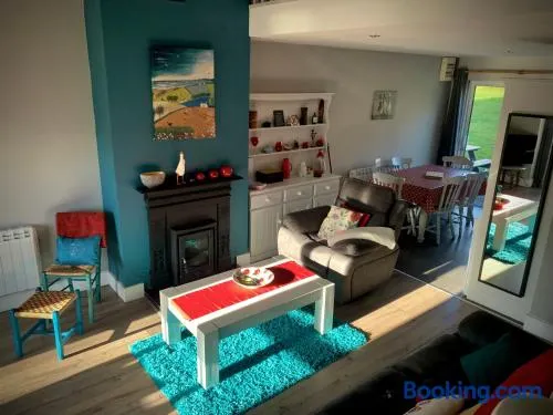 Cottage 33 Old Killarney Village Killarney V93K66X 4 King Beds Sleeps 8 Sharing - Image 1