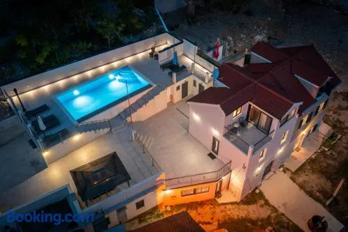 XXL Villa Vista - Heated Pool - Image 1