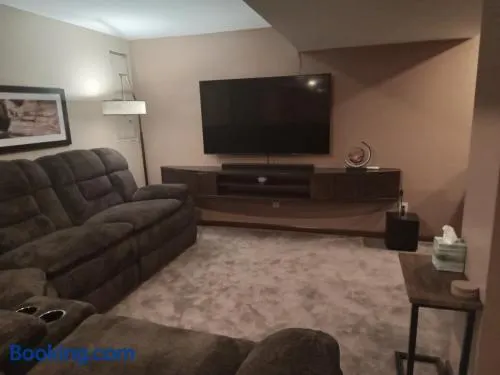Super Suite with Sauna, Pool Table and Arcade Game - Image 1