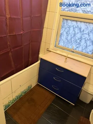 Room for rent - Image 1