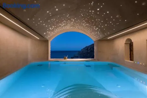Stone Luxury Suites - Adults Only - Image 1