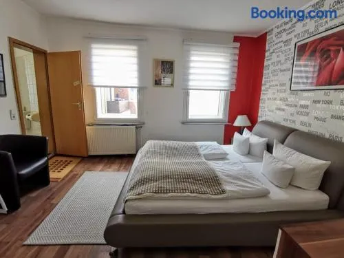 Hotel Happy - Image 1