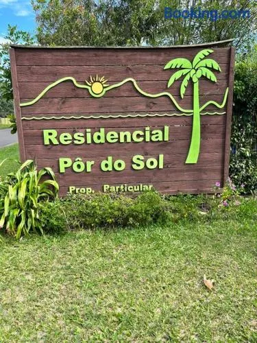 Casa na lagoa do Palmital com acesso à lagoa na propriedade e localizada apenas a 13 km da praia de Atlântida Sul e do Centro de Osório Lugar com Natureza-Wi-Fi 1 cama de casal e um beliche 2 solteiros - Image 1