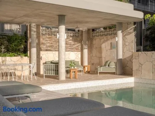 Sol 803 - Coolangatta Kirra Luxury - Linen Provided - Min. 3 Nights - Image 1