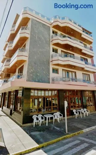 Apto com Varanda 202 - Residencial Manoel Teixeira - 300 metros da Praia - Image 1