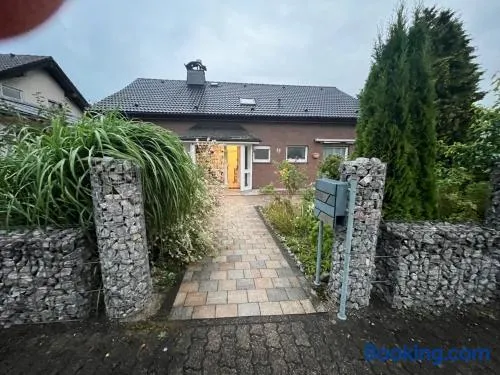 Unter den Wolken - Image 1