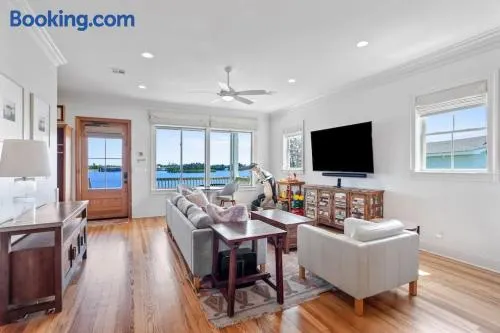 Waterfront 4 Bedroom Home - Image 1