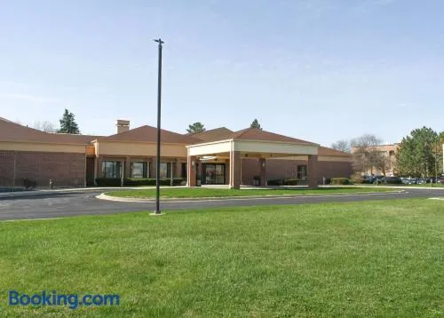 AmericInn by Wyndham Brookfield - Image 1