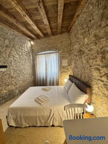 Stone House Apartments - Image 1