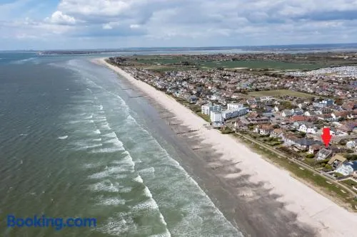 Tamarisk Cottage, East Wittering - Image 1