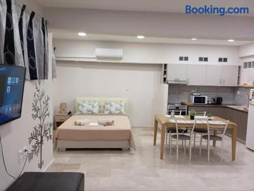 Elia patra apartment - Image 1