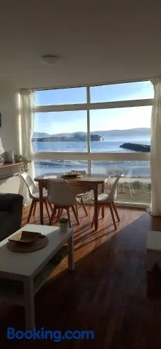 Piso primera línea de playa y vistas al mar en Cariño - Image 1