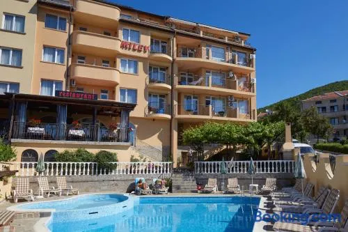 Family Hotel Milev - Image 1