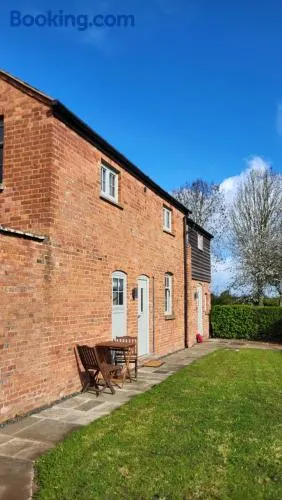 Gardeners Cottage Apartment - Image 1