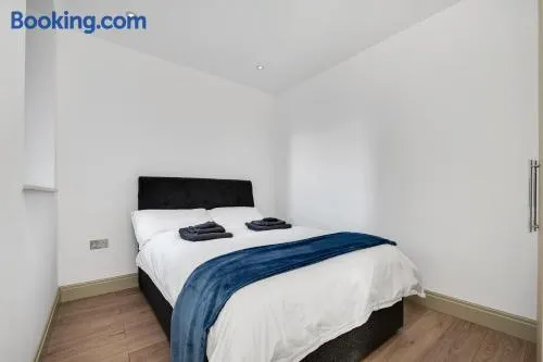 Stunning apartment in Battersea-Clapham Junction - Image 1