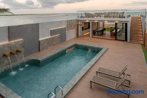 Casa de praia pé na areia, alto padrão, 07 quartos - Image 1
