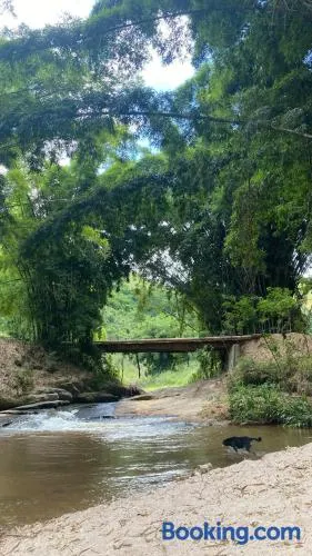 Refúgio no Campo com Piscina e Cachoeira - Image 1