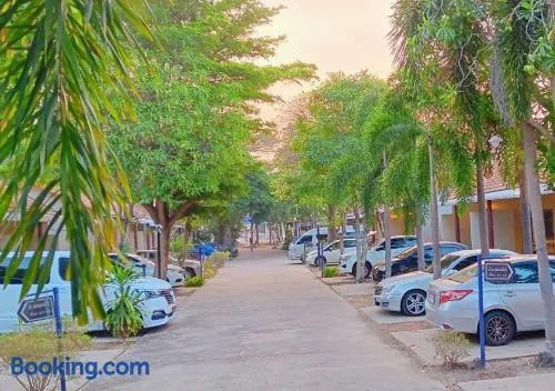 โรงแรมวรรณิดา การ์เด้น รีสอร์ท - Image 1