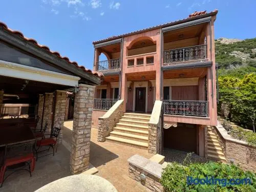 Villa Ioanna Oxylithos, Kymi - Image 1