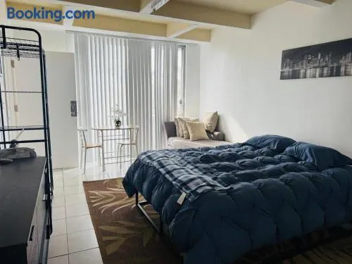 Wonderful LA studio apartment - Image 1