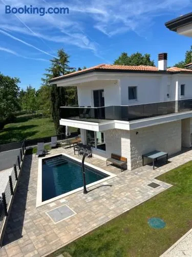 Villa Tadini JOY - Image 1