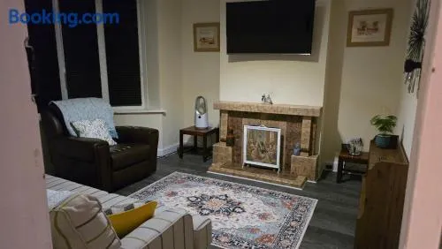 Cozy 3 room Home with Garden - Image 1
