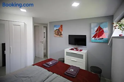 művészház apARTman - Image 1