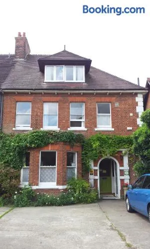 Acorn Guest House - Image 1