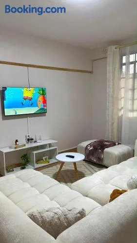 Chic Home in Nyahururu Free Parking Fast Wifi - Image 1