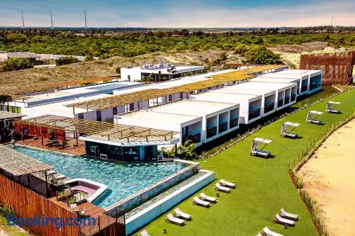 Nanii Hotel - Image 1