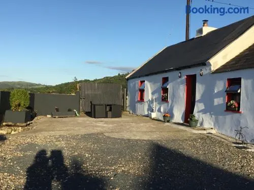 Cosy Cottage Broadford - Image 1