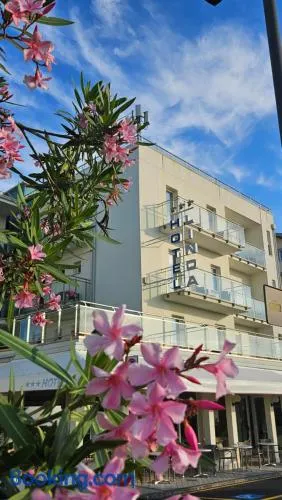 Hotel Linda - Image 1