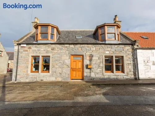 Cullen 117 Seatown With Sea Views - Image 1