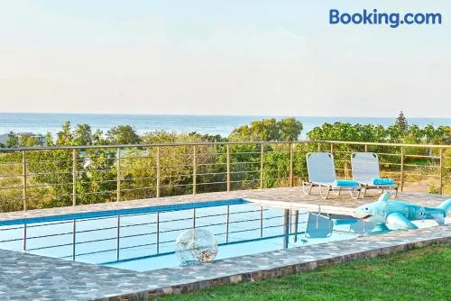 Villa Rose - Image 1