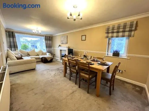 Tranquil 3-bedroom bungalow - Image 1