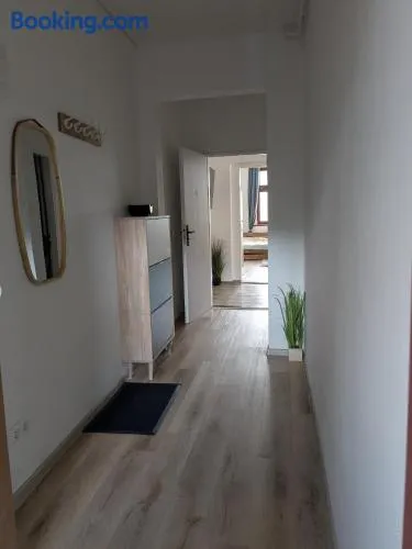 Cozy & Elegant 2-Bedroom - Image 1