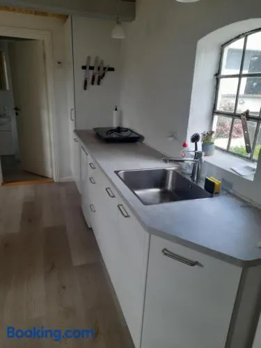 Hulen, Lundeledsvej 5 - Image 1